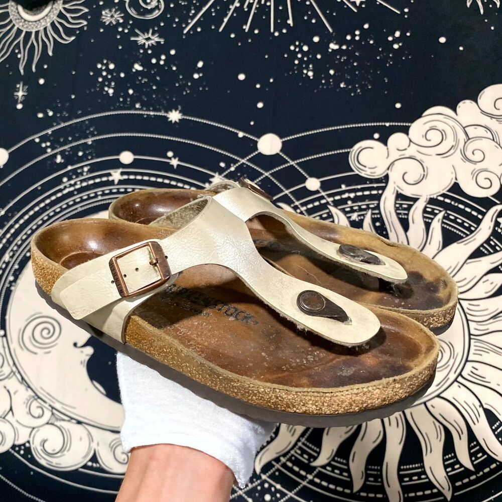 Birkenstock Gizeh Thong Sandal Womens 7 Beige Cork Footbed Arch Support Comfort